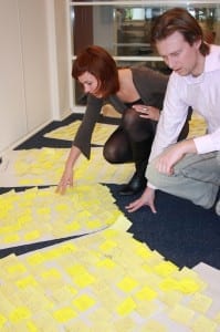 Geeltjes Sessie na afloop van usability test Afb. 1: Geeltjes met alle knelpunten die tijdens de test werden gevonden