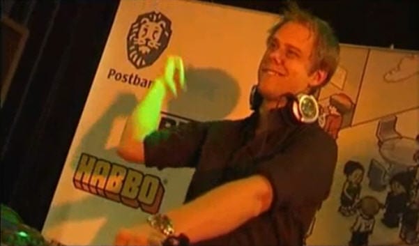 Armin van Buuren Armin van Buuren tijdens zijn virtuele optreden in Habbo hotel