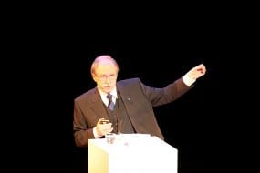 professor Gerard t hooft, nobelprijswinnaar, tedxamsterdam 2010