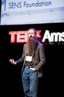 Aubrey de Grey tijdens Tedxamsterdam 2010