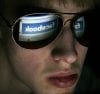 Facebook- en Twittergeneratie is kinderachtig, banaal en zelf-obsessief