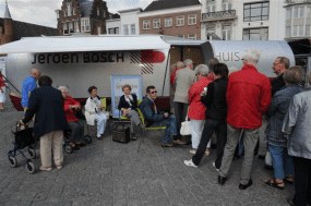 Rij voor de bus