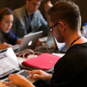 Hoe TEDxAmsterdam live event content organiseert