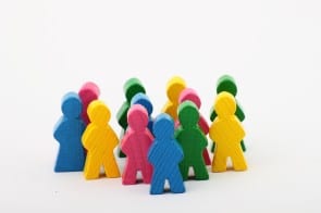 Gruppe Holzmännchen, Gemeinschaft, freigestellt