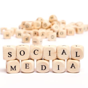 Cijfers Nederlanders & social media in 2014: gebruik stagneert [infographic]