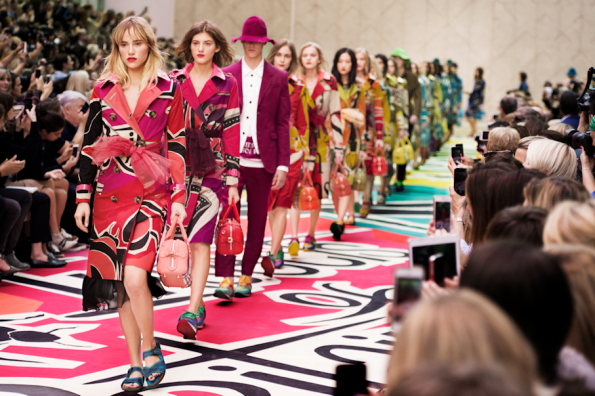Burberry Prorsum Womenswear Spring Summer 2015 Show Final_001