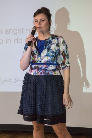 BizEvent-Dolly-staand