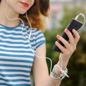 Contentmarketing: 10 podcasts die je deze zomer moet uitproberen