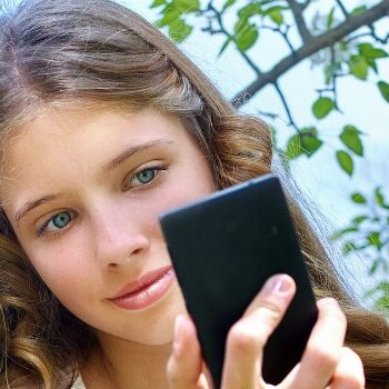 Generatie Z wordt volwassen: 3 tips om deze screenagers te bereiken