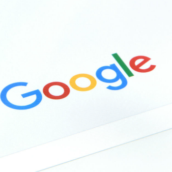 Waarom niet-geoptimaliseerde sites boven jou eindigen in Google