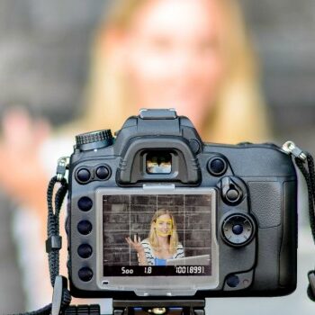 Creativiteit, consistentie & context: zo maak je goede video’s [6 criteria]