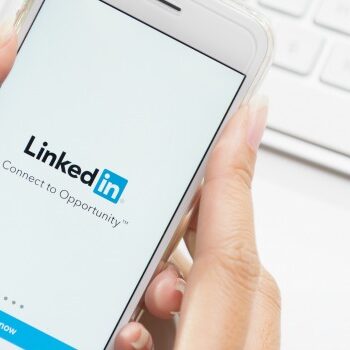 Waarom je de nieuwe LinkedIn-header niet mag vergeten [3 tips]