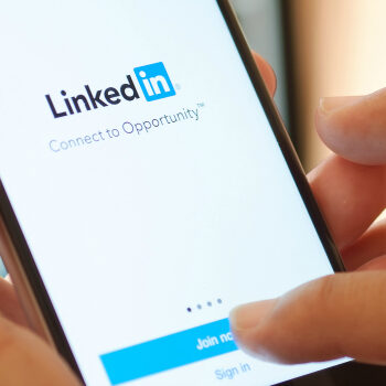 Social media & employee advocacy: managers mogen niet a-sociaal zijn