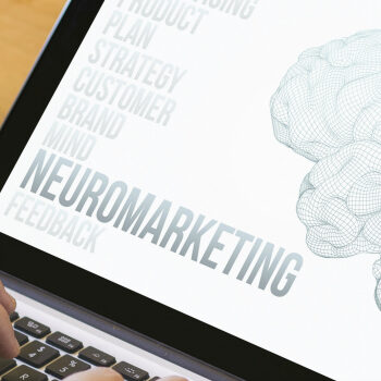 Zo overtuig je met neuromarketing: klare taal, emotie & prikkels [3 tips]