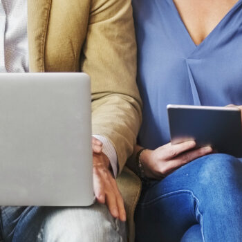 Maak deelnemers van je kijkers: 3 vormen van interactie bij online video
