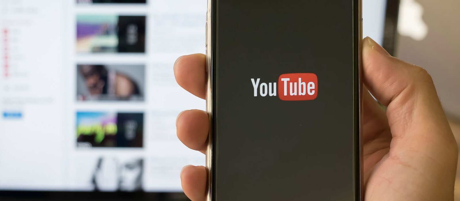 Adverteren op YouTube: de cijfers op een rij [infographic]