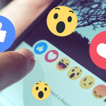 Top 10: wijzigingen op Facebook, socialmedia-trends & vloggend personeel