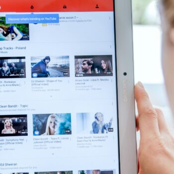 Afmetingen & tips voor bannerafbeeldingen op YouTube [infographic]