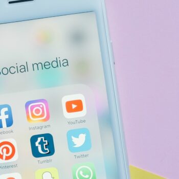 Handig! Alle shortcuts voor social media op een rij [infographic]