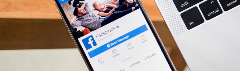 facebook laptop