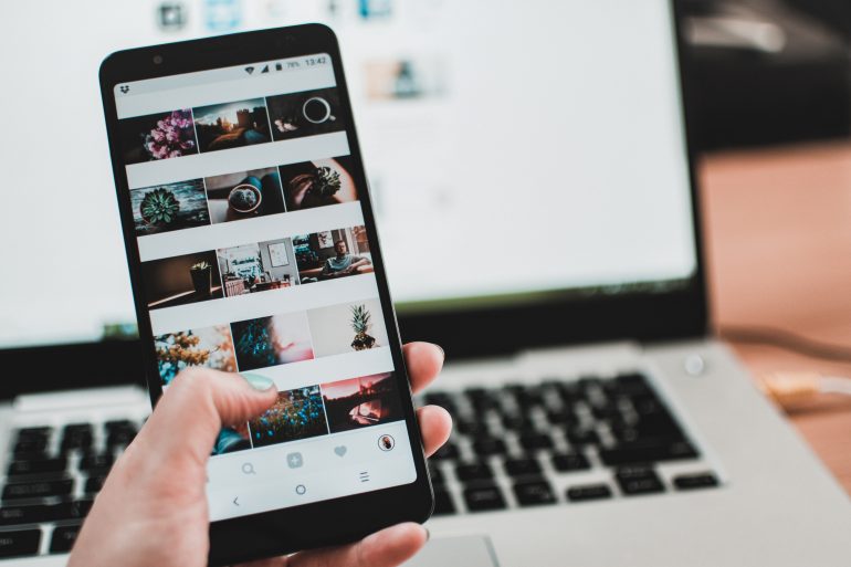 Influencer marketing mobile