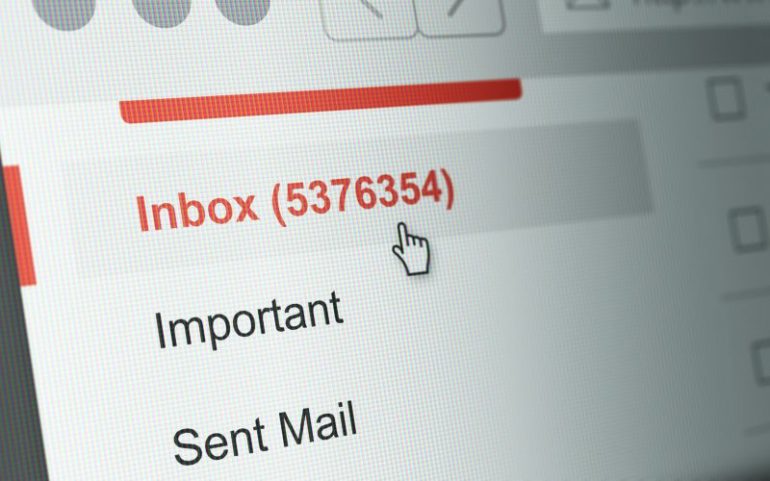volle inbox na je vakantie.