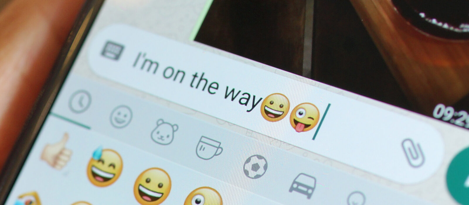 World Emoji Day: waarom 17 juli, de meestgebruikte emoji & meer [infographic]