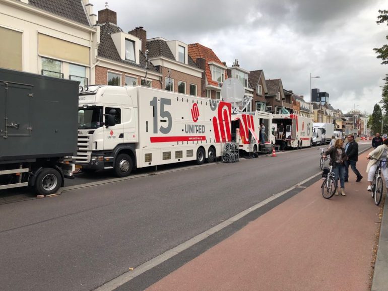 De regietrein tijdens de 11stedenzwemtocht in 2018 van Maarten van der Weijden.