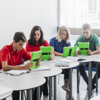 Sloopt digitalisering onze klaslokalen?