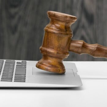 Hebben we straks een link tax & uploadfilter?