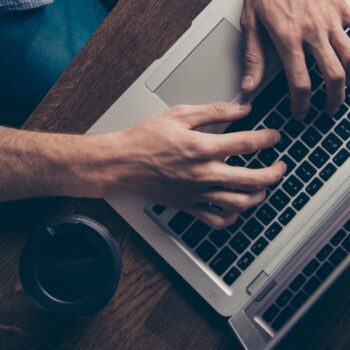 Zo schrijf je de perfecte blog die klanten oplevert