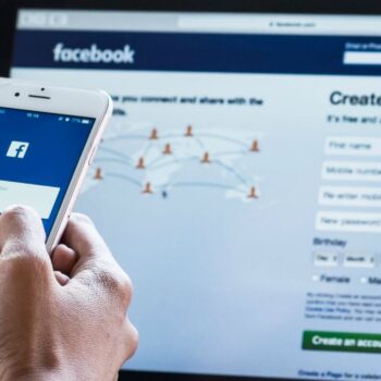 Facebook-profiel overleden persoon: verwijderen & herdenkingsstatus