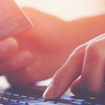 Weg met de traditionele klantreis, op naar contextual commerce