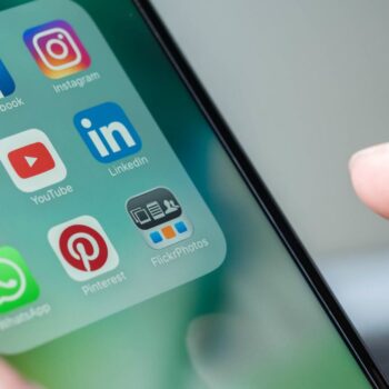 Mag ik even je aandacht: bedrijven & social media