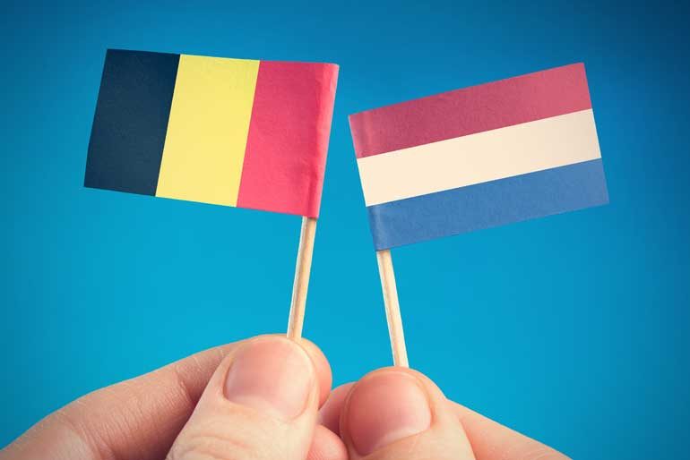 Belgische en Nederlandse vlaggetjes