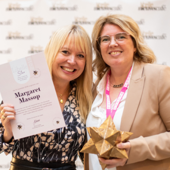 Online communicatiebureau met huisgebonden medewerkers wint Libelle STER 2019