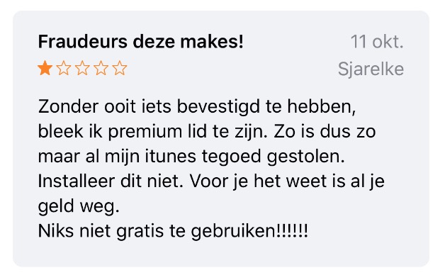 Screenshot van een negatieve reactie op een betaalde app.