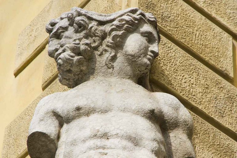 Janus standbeeld.