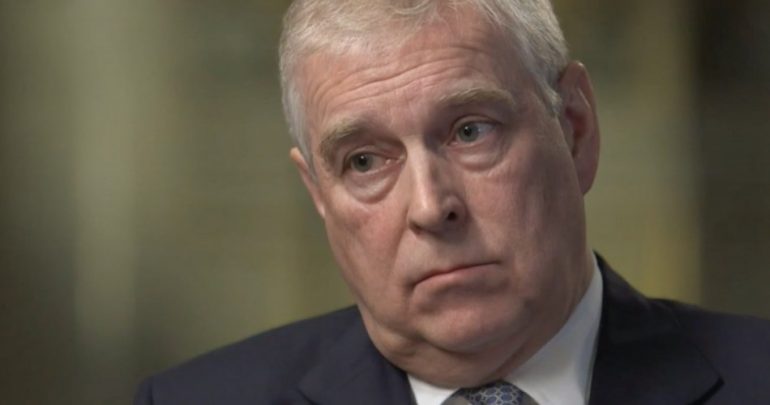 De PR-ramp van het jaar: het interview van Prins Andrew met de BBC