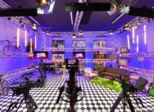 Merken werken massaal mee aan nieuwe live-show StukTV
