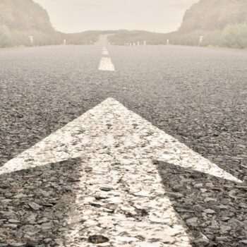 Zo komt de klant bij je terug: de B2B buyer journey in 7 stappen