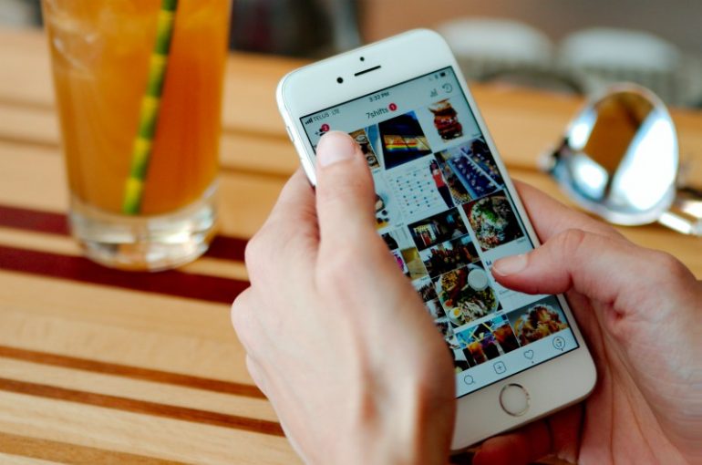 hand telefoon instagram