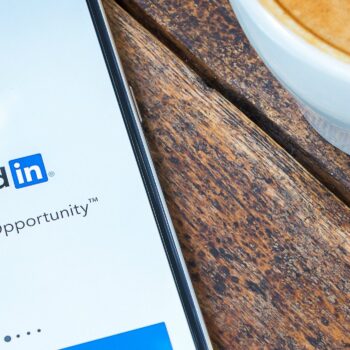 Adverteren op LinkedIn: til je campagnes naar een hoger niveau [5 tips]