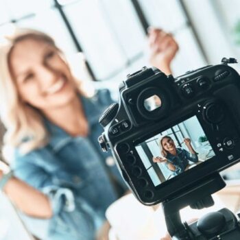 Karin Hooijer naar influencer platform LinkPizza