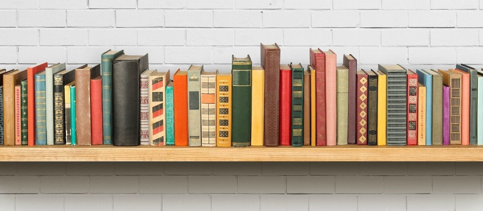 Aanbevolen door onze auteurs: de 10 boeken die je in 2021 moet lezen