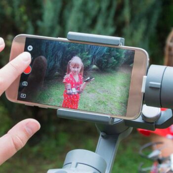 Wie beschermt de kinderen van influencers op social media?