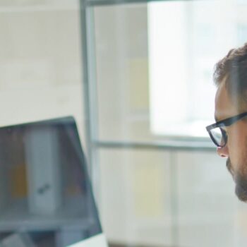 Een contentstrategie voor je B2B-organisatie in 8 stappen [+ voorbeelden]