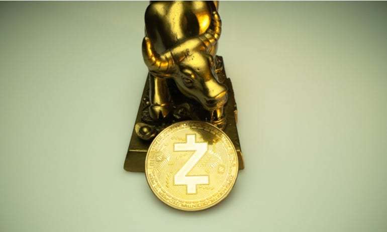 Gouden stier met munt.
