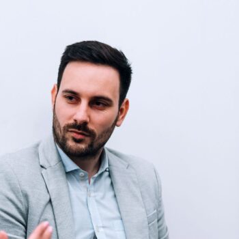 Waarom je taal niet moet vergeten bij personalisatie
