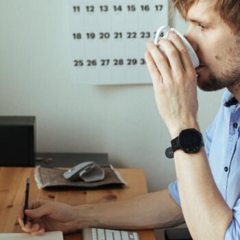 Hybride werken: 5 valkuilen en 5 tips voor je digitale werkplek
